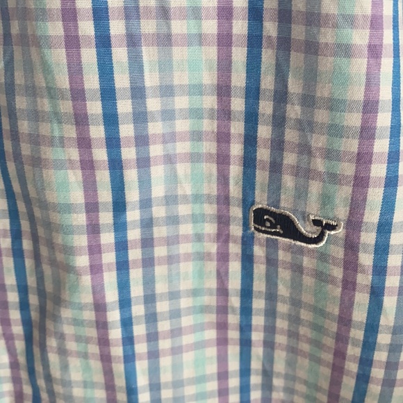 Vineyard Vines Men’s button down - Picture 2 of 4